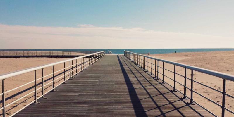 南京别墅装修设计新风向:融合艺术、科技与可持续性的高端工装实践